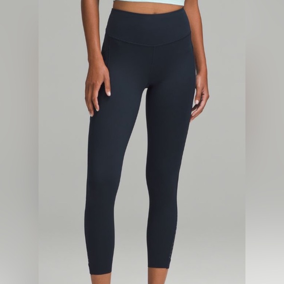 Lululemon Fast and Free Legging 25” - Picture 5 of 6